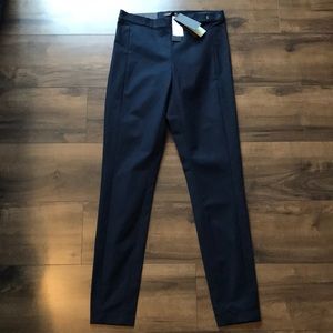 Brand new Navy Devon pant Banana Republic 4L